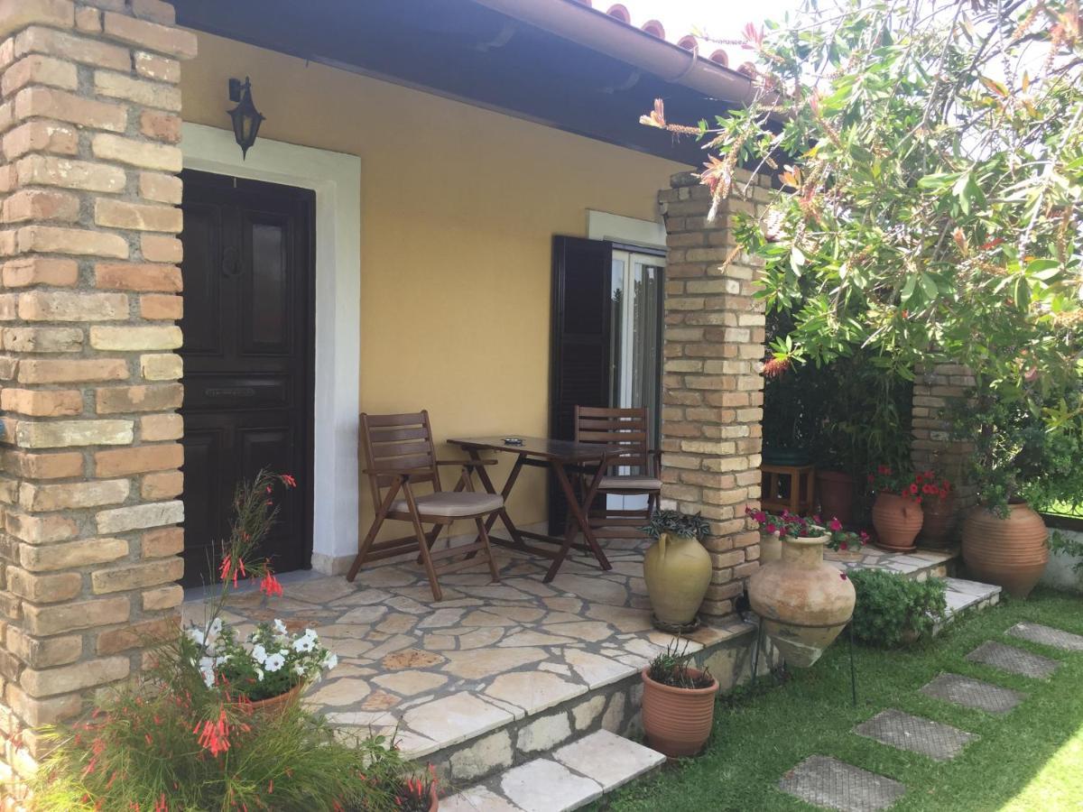 Villa Tina Country Beach Apartments Acharavi  Zewnętrze zdjęcie