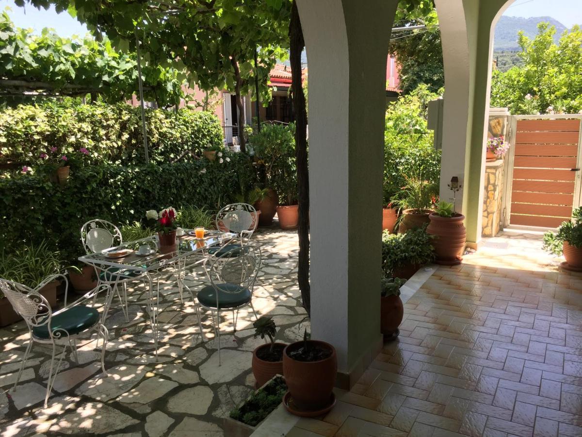 Villa Tina Country Beach Apartments Acharavi  Zewnętrze zdjęcie