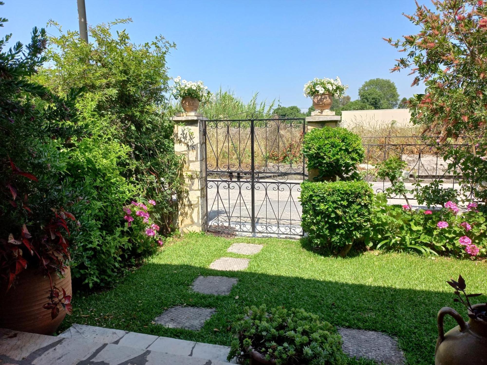 Villa Tina Country Beach Apartments Acharavi  Pokój zdjęcie